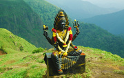 Explore the essence of magical beauty on Kerala tours